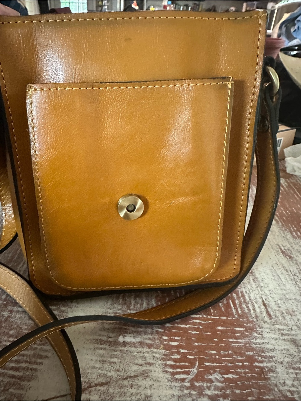 Patricia Nash Cascina Crossbody bag in cognac - Picture 11 of 11